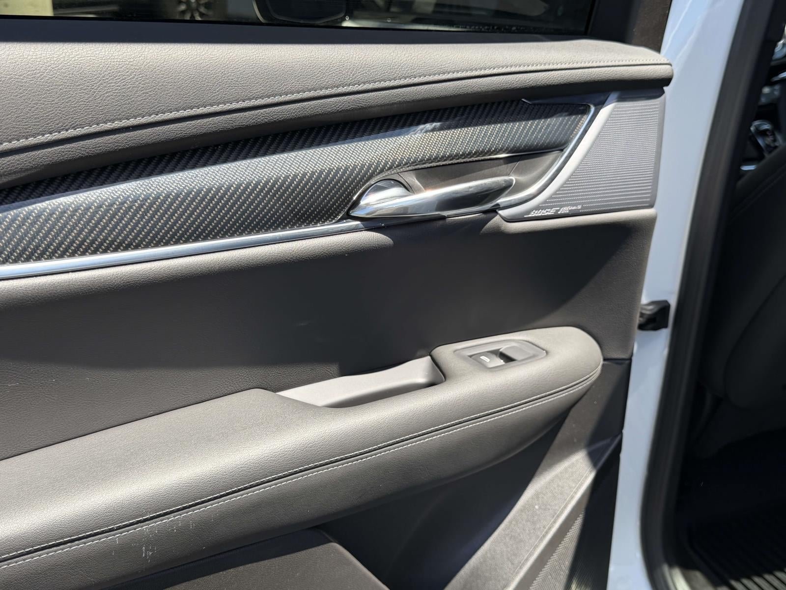 2024 Cadillac XT6 AWD Sport
