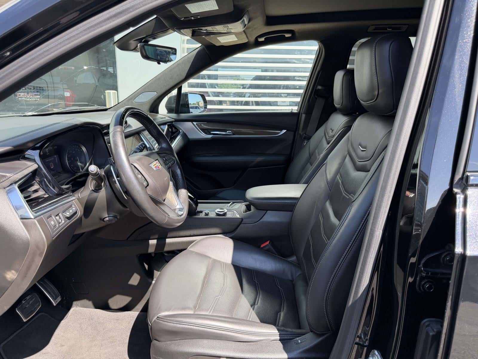 2024 Cadillac XT6 AWD Sport