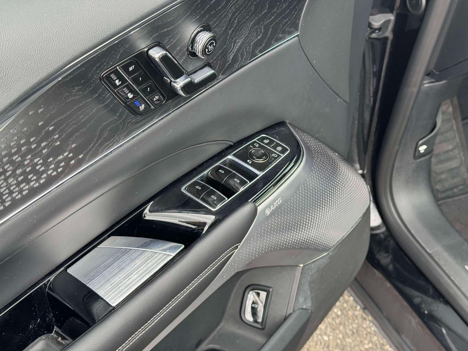 2023 Cadillac LYRIQ RWD Luxury