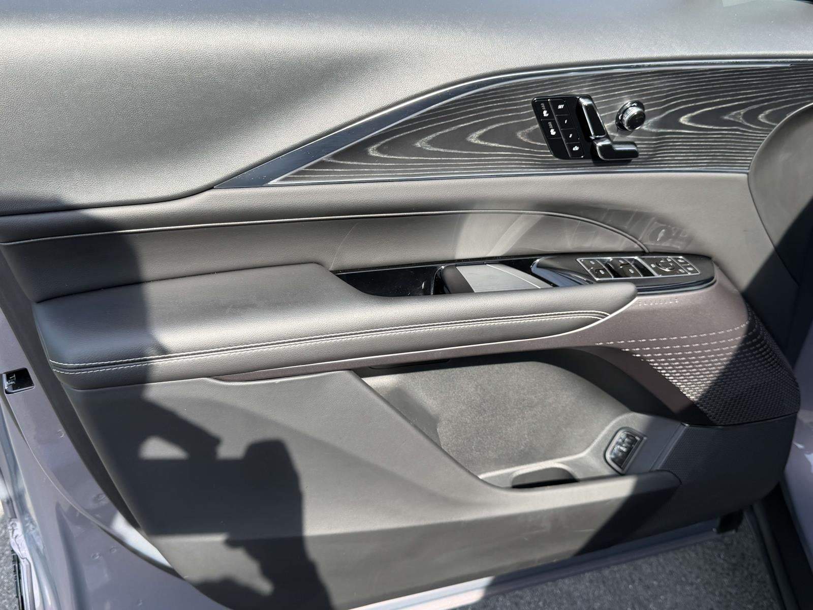 2025 Cadillac LYRIQ Luxury 1 RWD