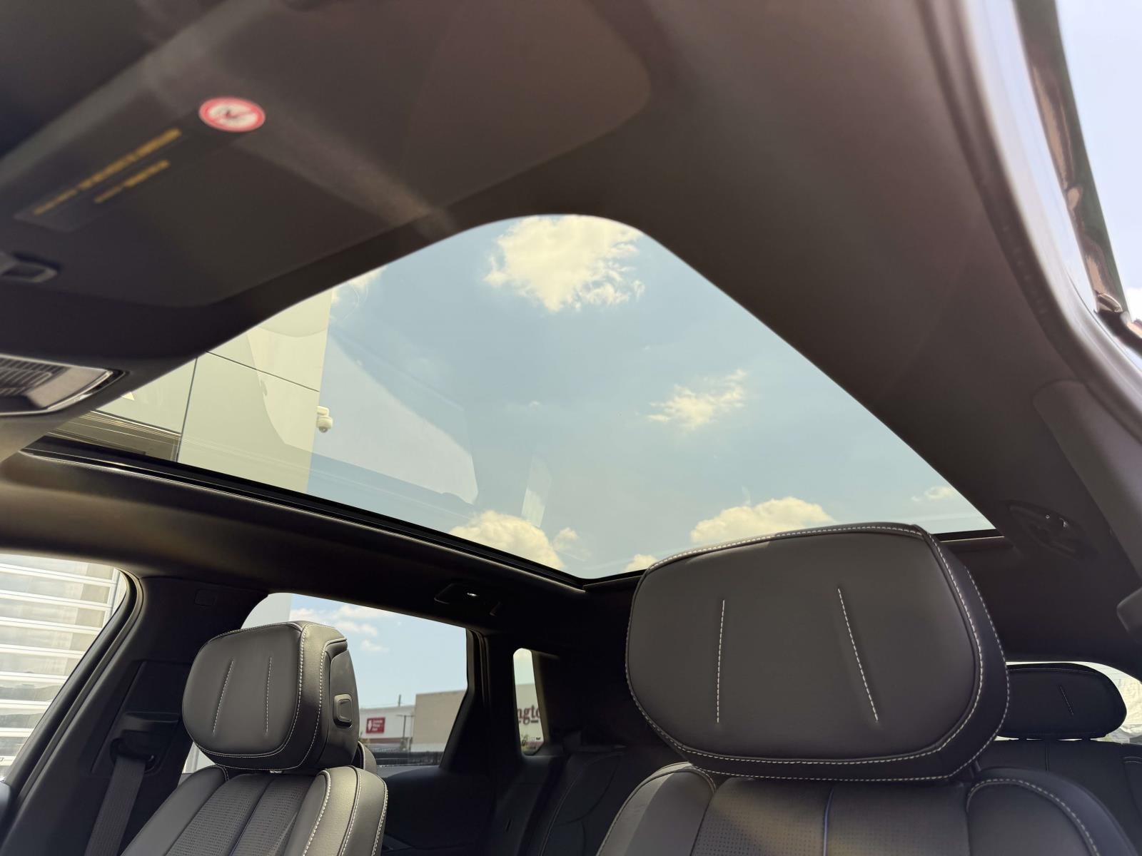 2024 Cadillac LYRIQ Luxury w/1SC