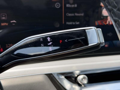 2024 Cadillac LYRIQ Luxury w/1SC