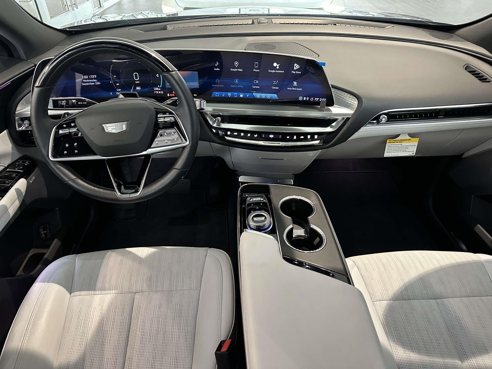 2024 Cadillac LYRIQ Luxury w/1SE