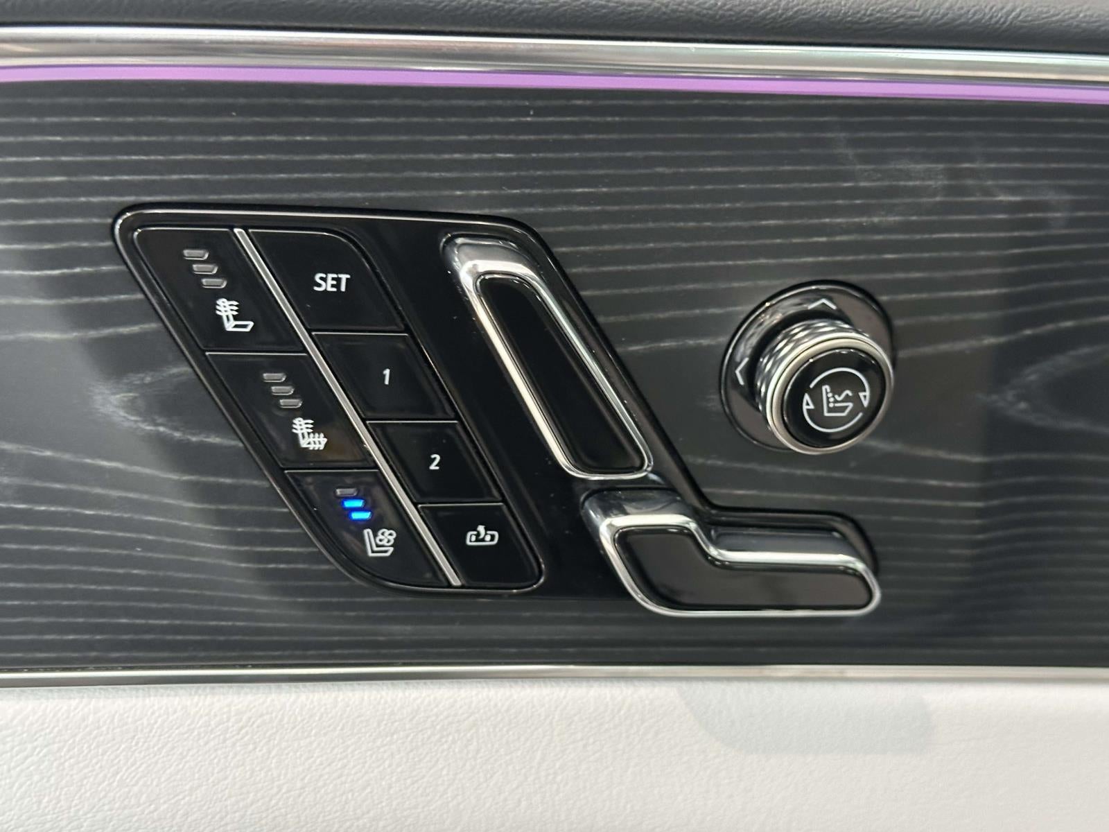 2024 Cadillac LYRIQ Luxury w/1SE