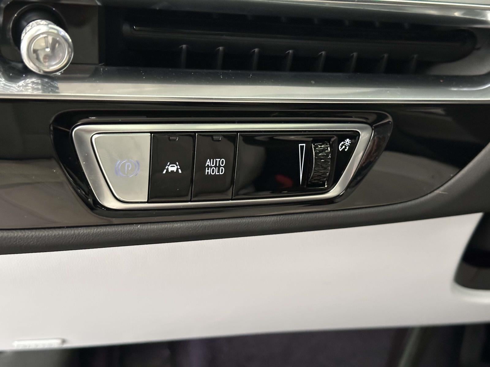 2024 Cadillac LYRIQ Luxury w/1SE