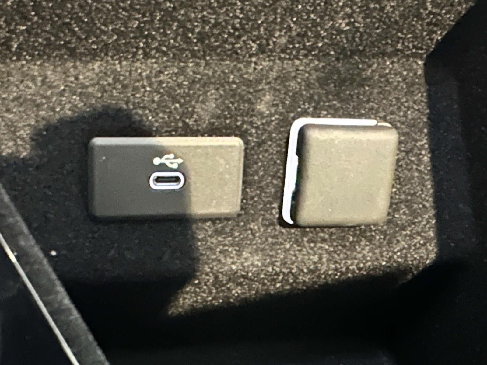 2024 Cadillac LYRIQ Luxury w/1SE