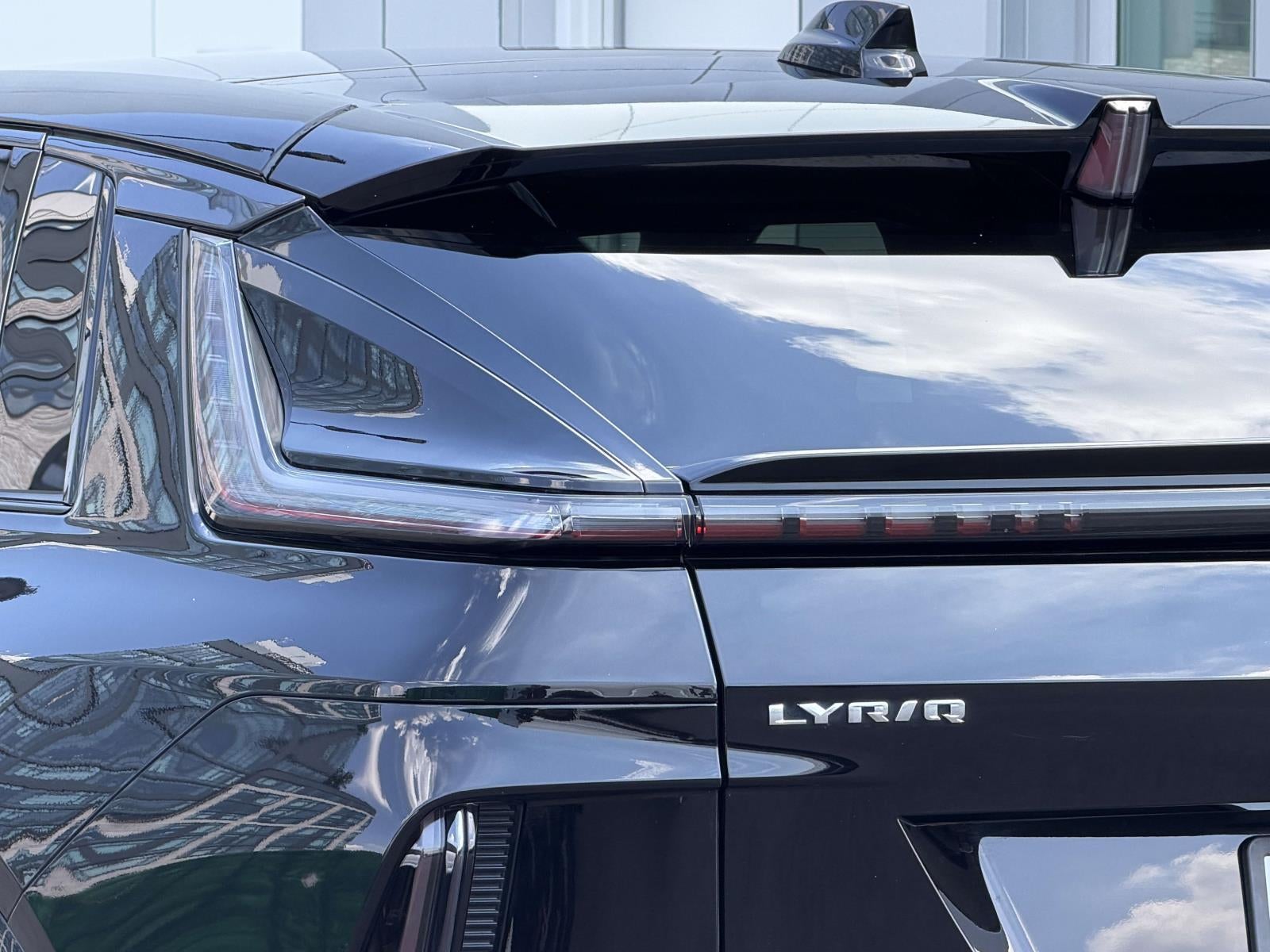 2024 Cadillac LYRIQ Sport w/1SF