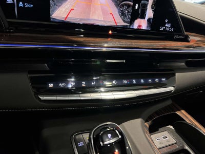 2024 Cadillac Escalade 4WD Premium Luxury