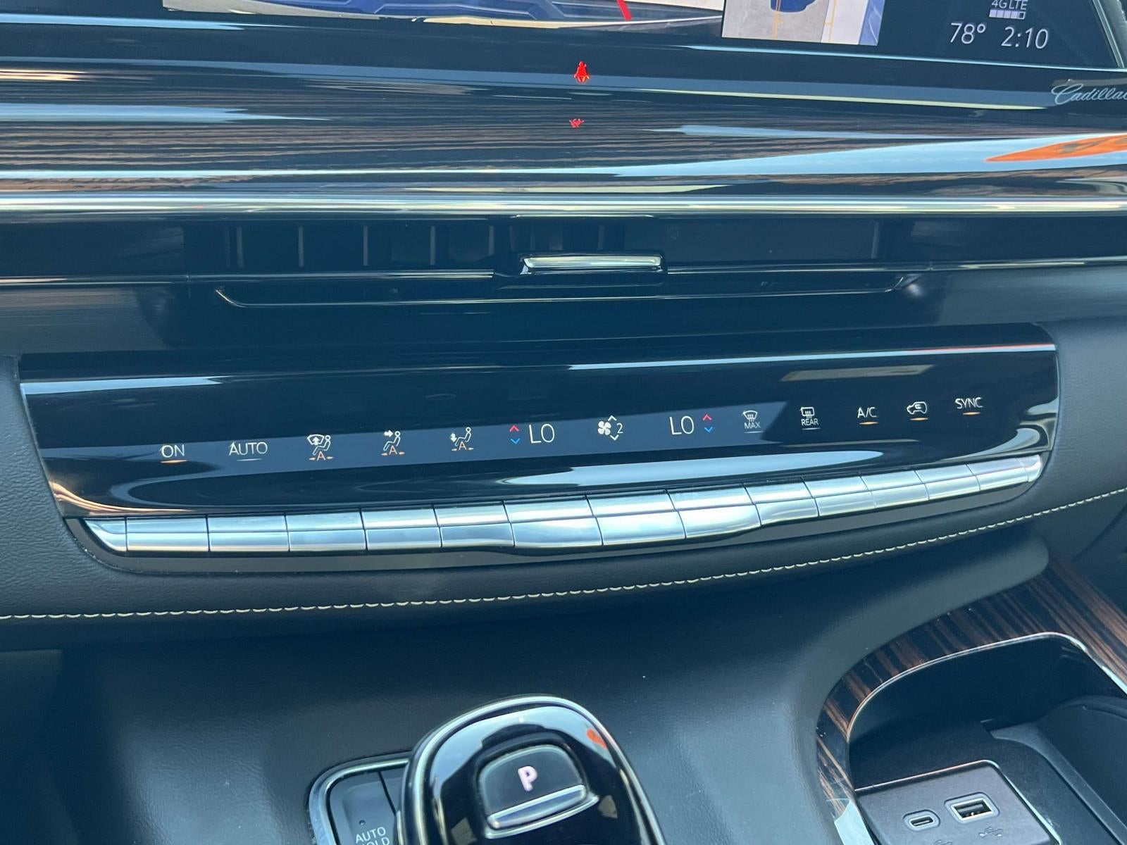 2024 Cadillac Escalade 4WD Premium Luxury