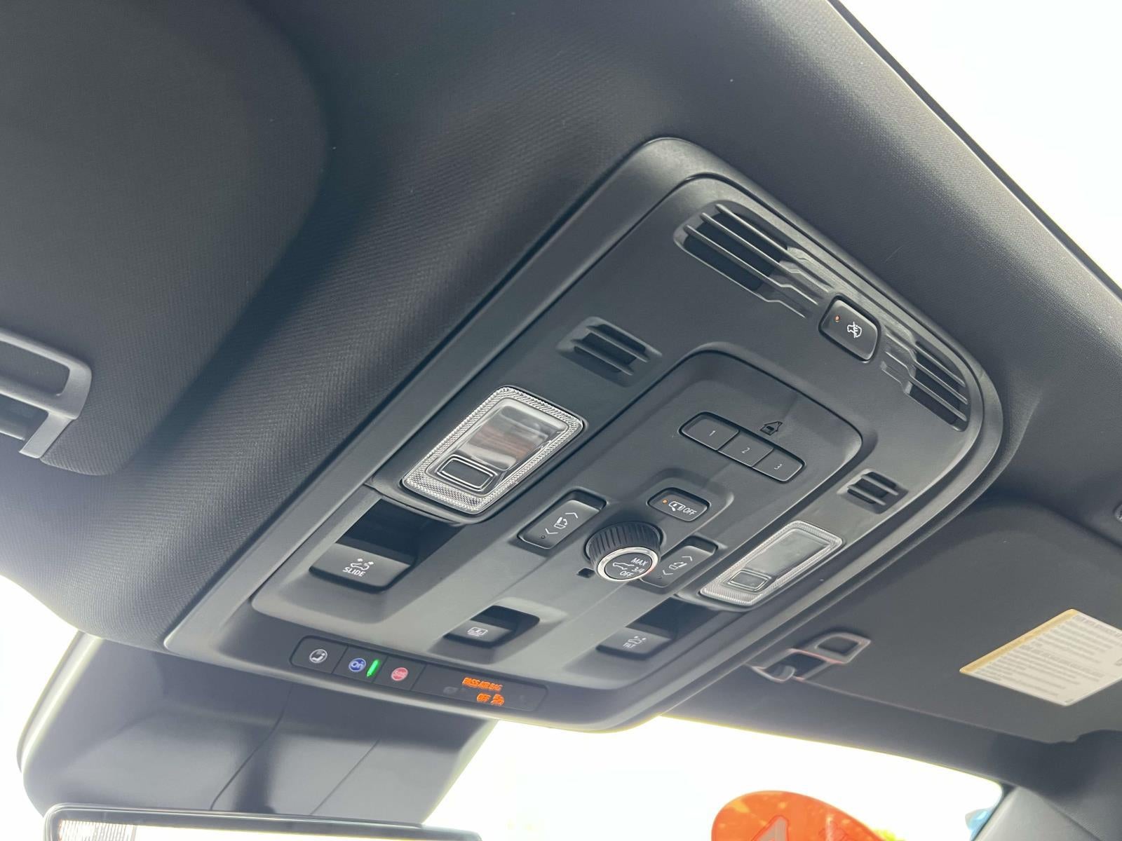 2021 Cadillac Escalade 4WD Premium Luxury