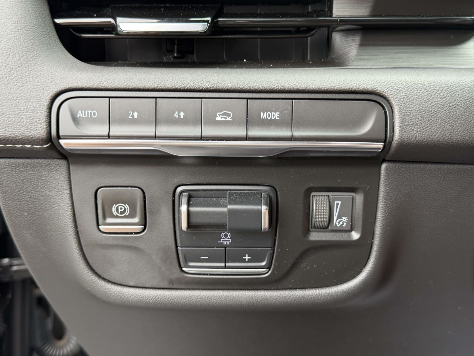 2023 Cadillac Escalade 4WD Premium Luxury