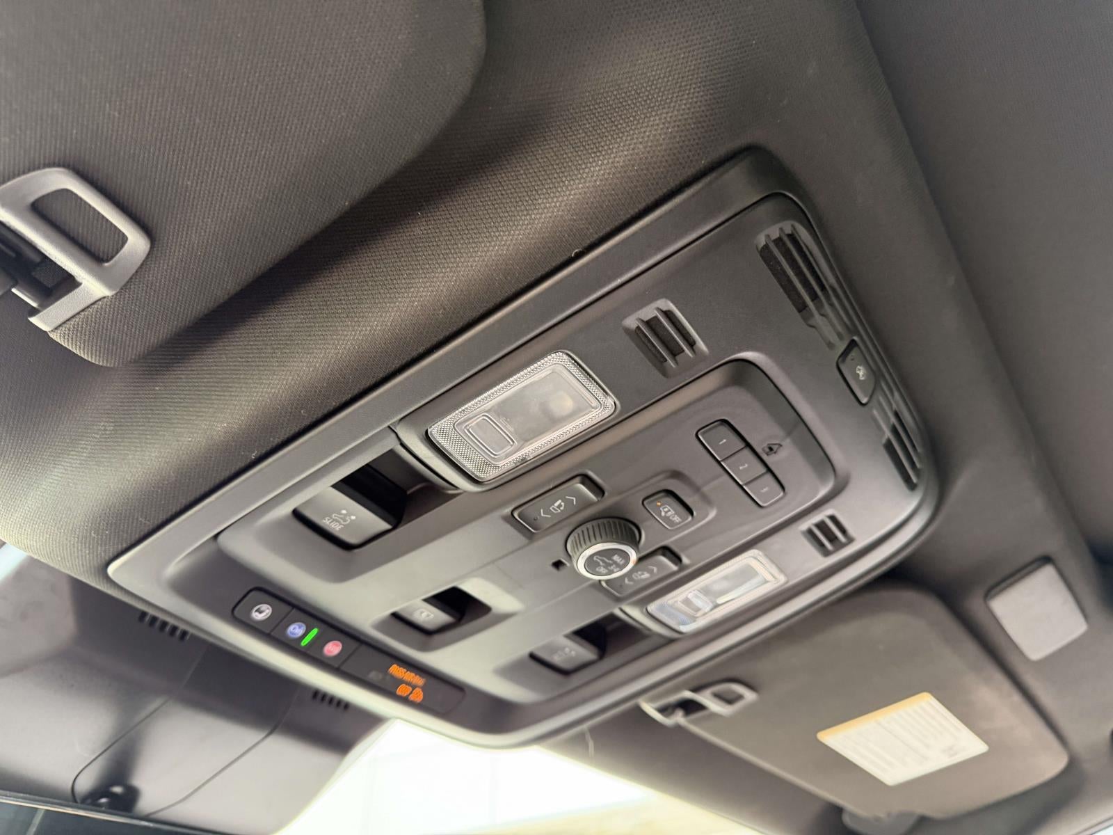 2023 Cadillac Escalade 4WD Premium Luxury