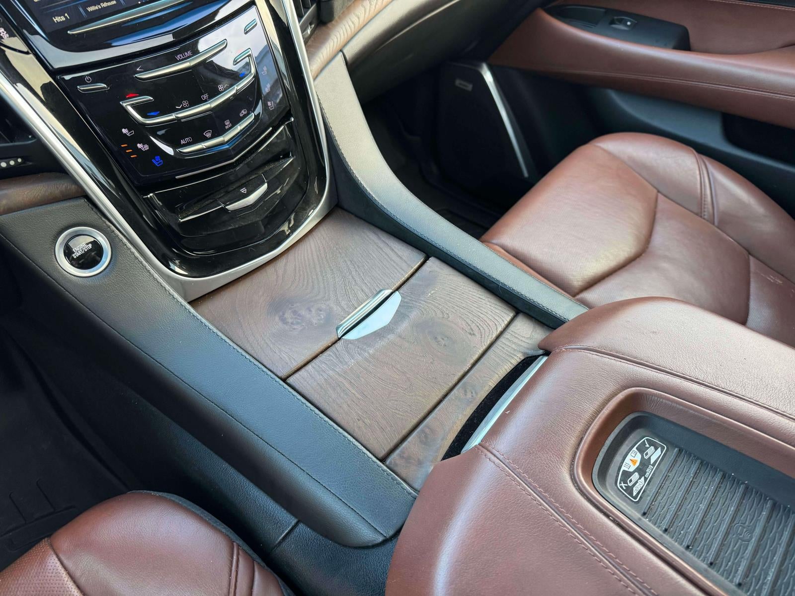 2018 Cadillac Escalade Premium Luxury