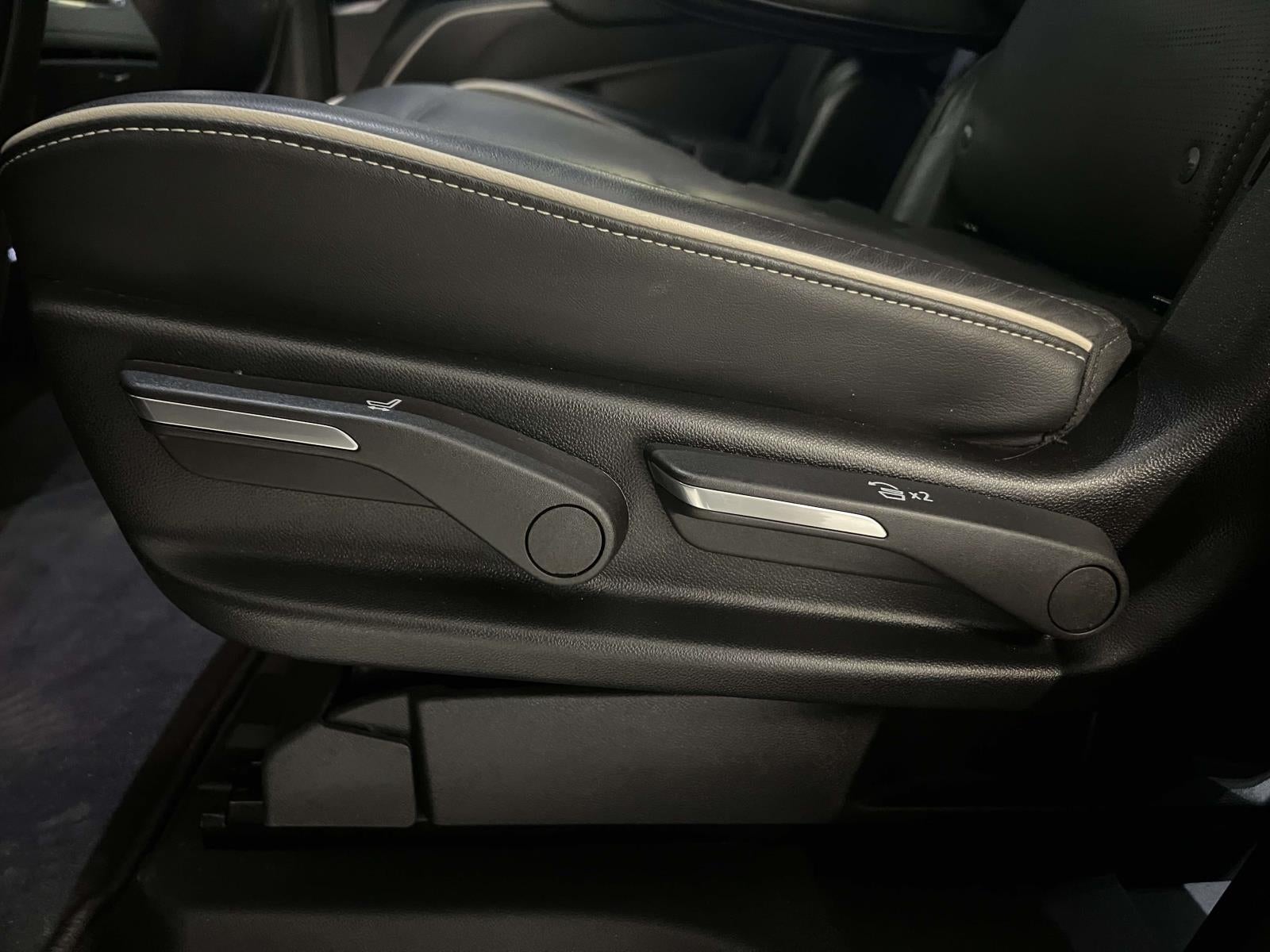 2024 Cadillac Escalade 4WD Sport