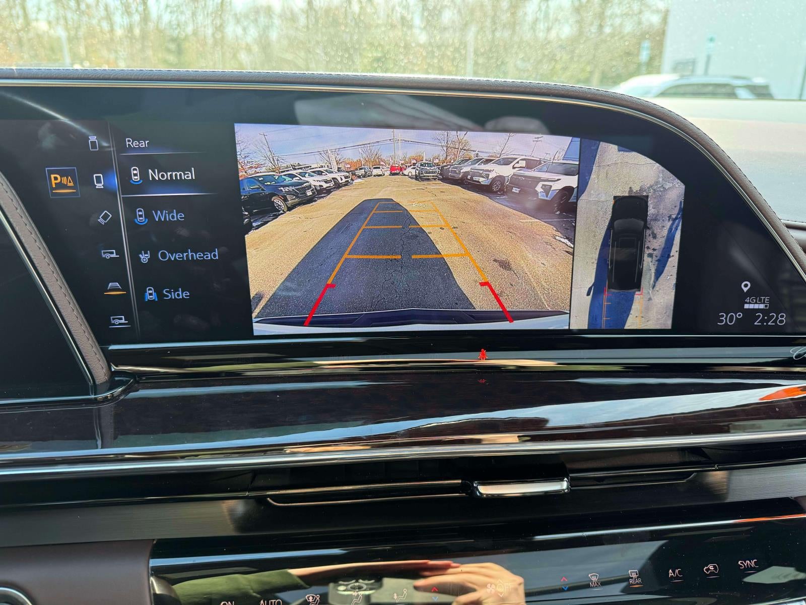 2023 Cadillac Escalade 4WD Sport Platinum