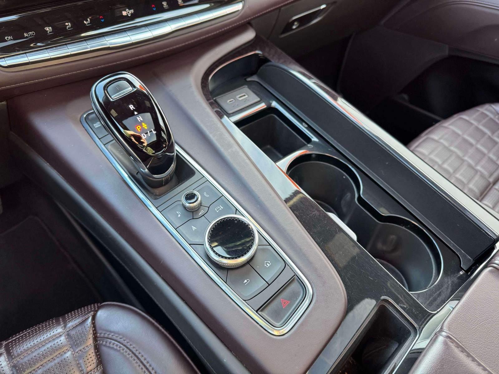 2023 Cadillac Escalade 4WD Sport Platinum