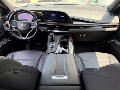 2024 Cadillac Escalade ESV 4WD Luxury