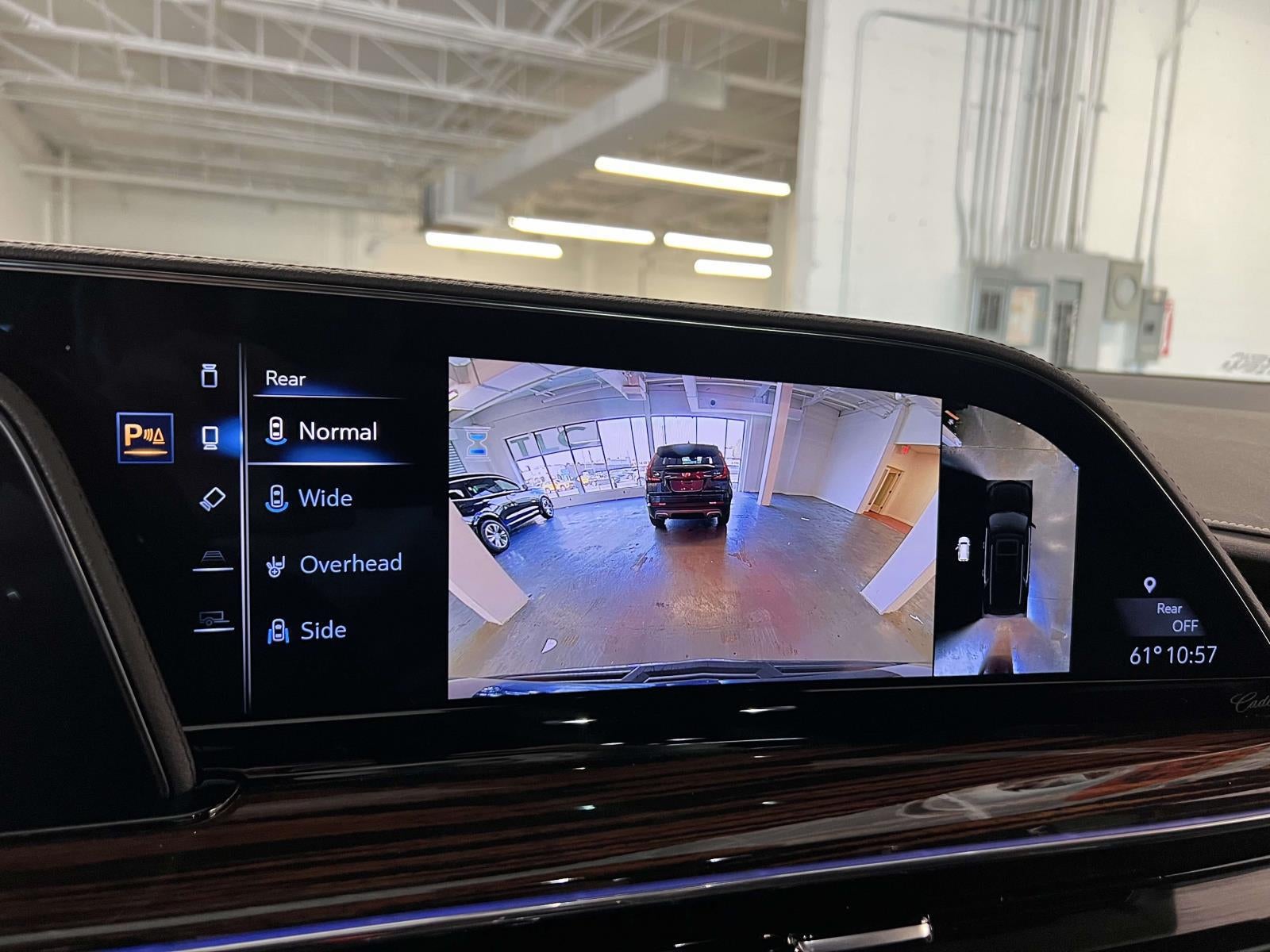 2023 Cadillac Escalade ESV 4WD Luxury