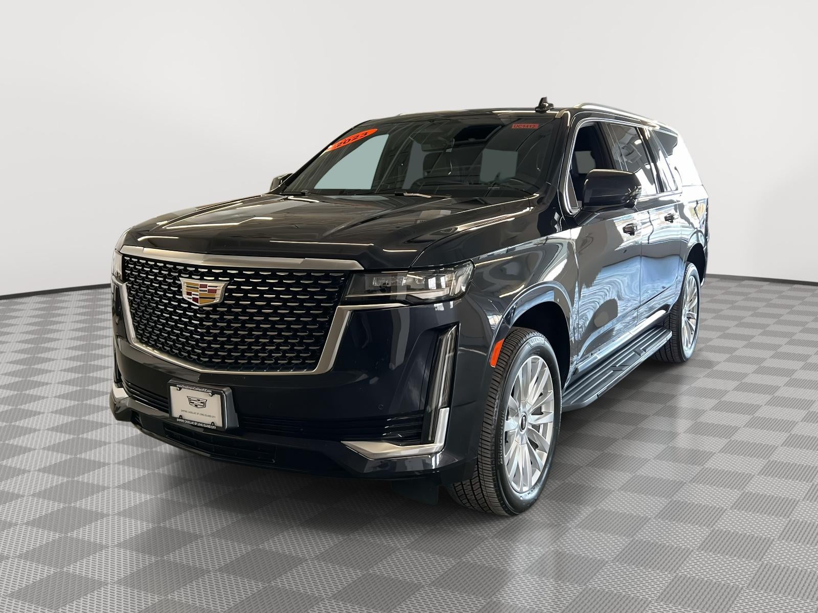 2023 Cadillac Escalade ESV 4WD Luxury