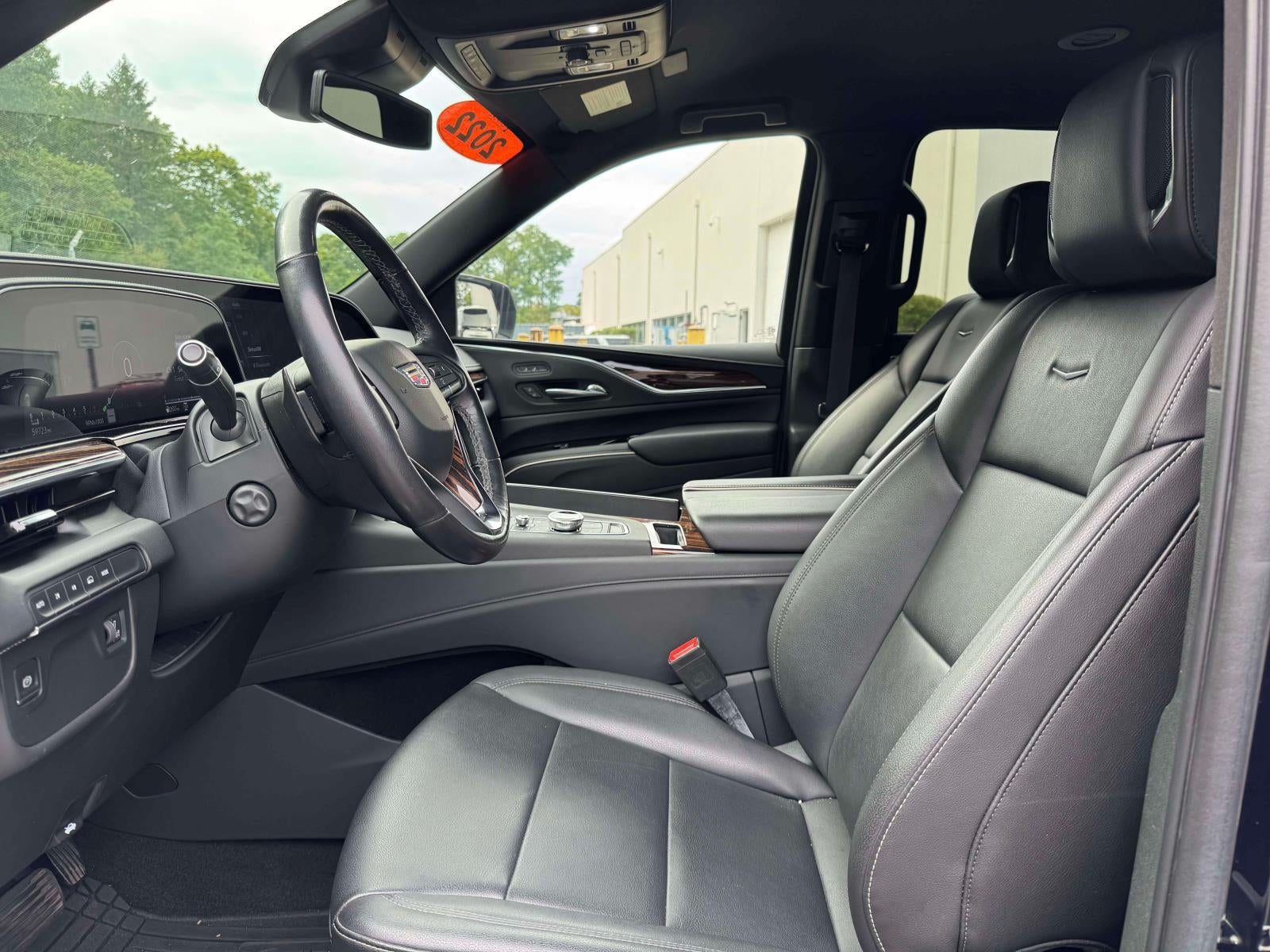 2022 Cadillac Escalade ESV 4WD Luxury