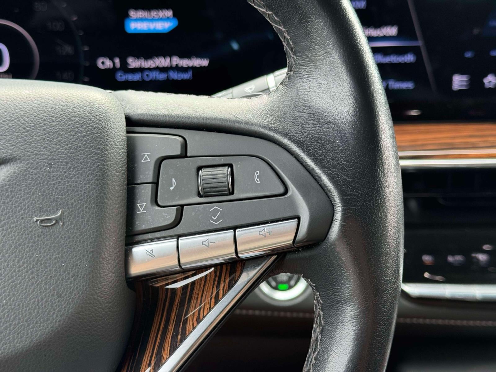 2022 Cadillac Escalade ESV 4WD Luxury