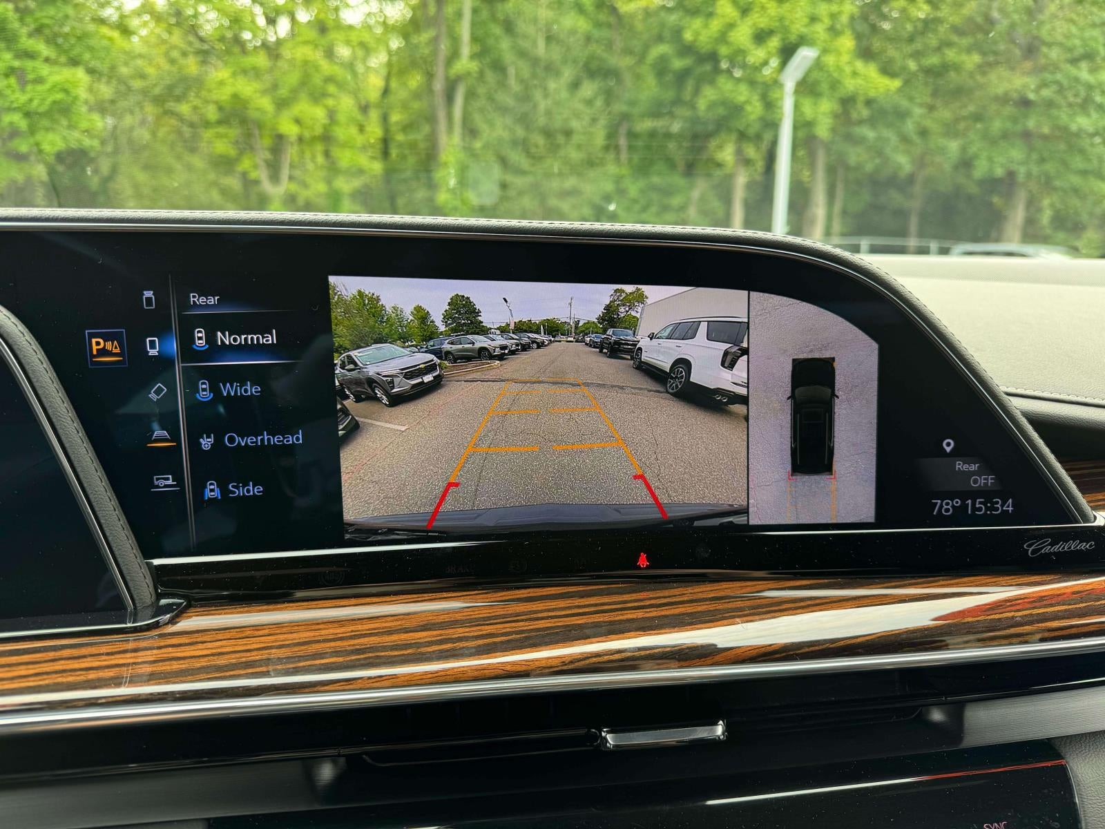 2022 Cadillac Escalade ESV 4WD Luxury