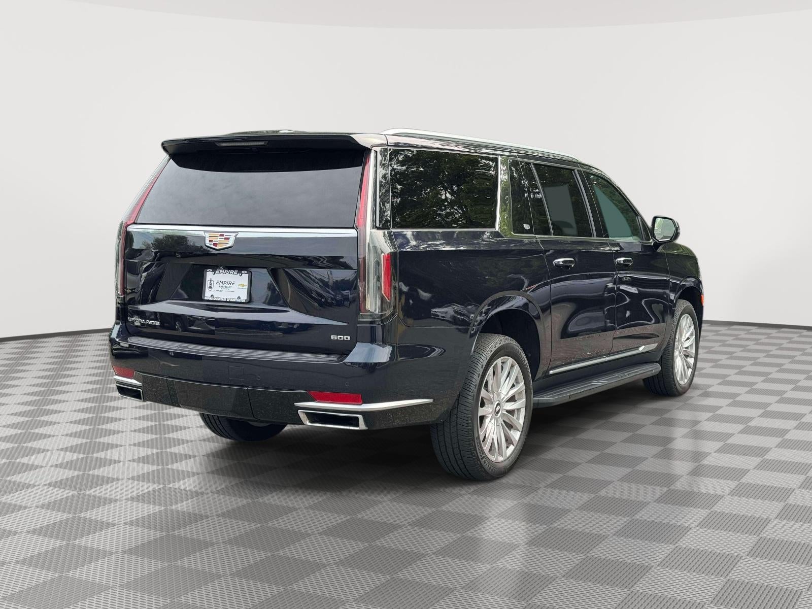 2022 Cadillac Escalade ESV 4WD Luxury