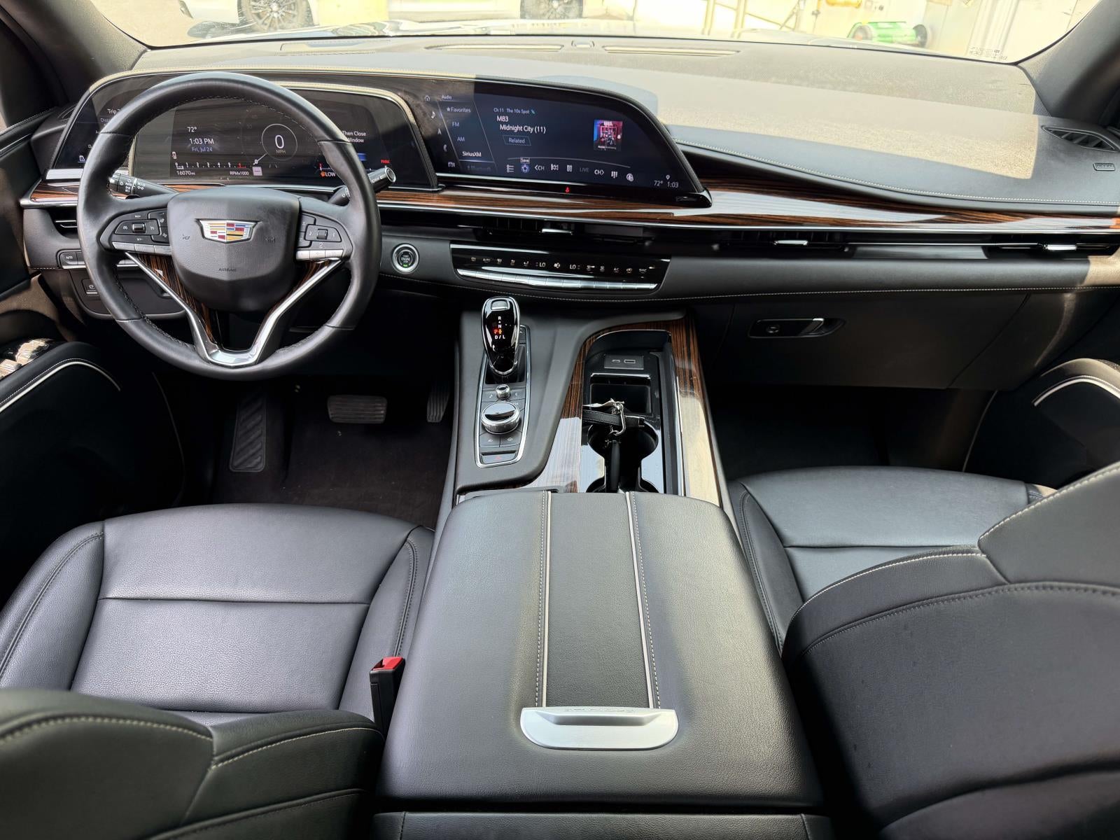 2023 Cadillac Escalade ESV 4WD Luxury