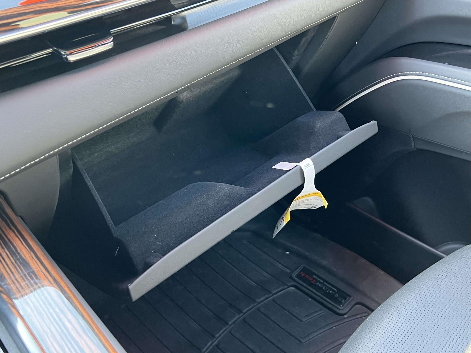 2024 Cadillac Escalade ESV 4WD Premium Luxury