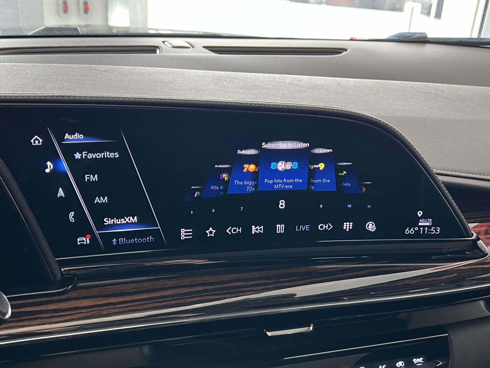 2023 Cadillac Escalade ESV 4WD Premium Luxury