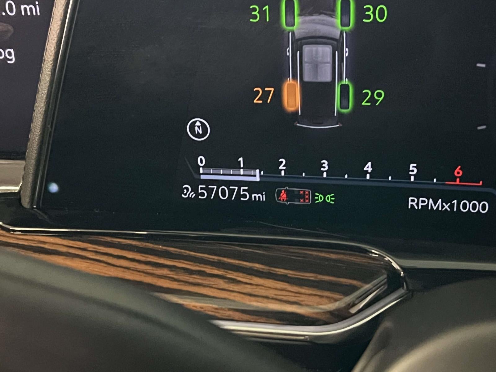 2023 Cadillac Escalade ESV 4WD Premium Luxury