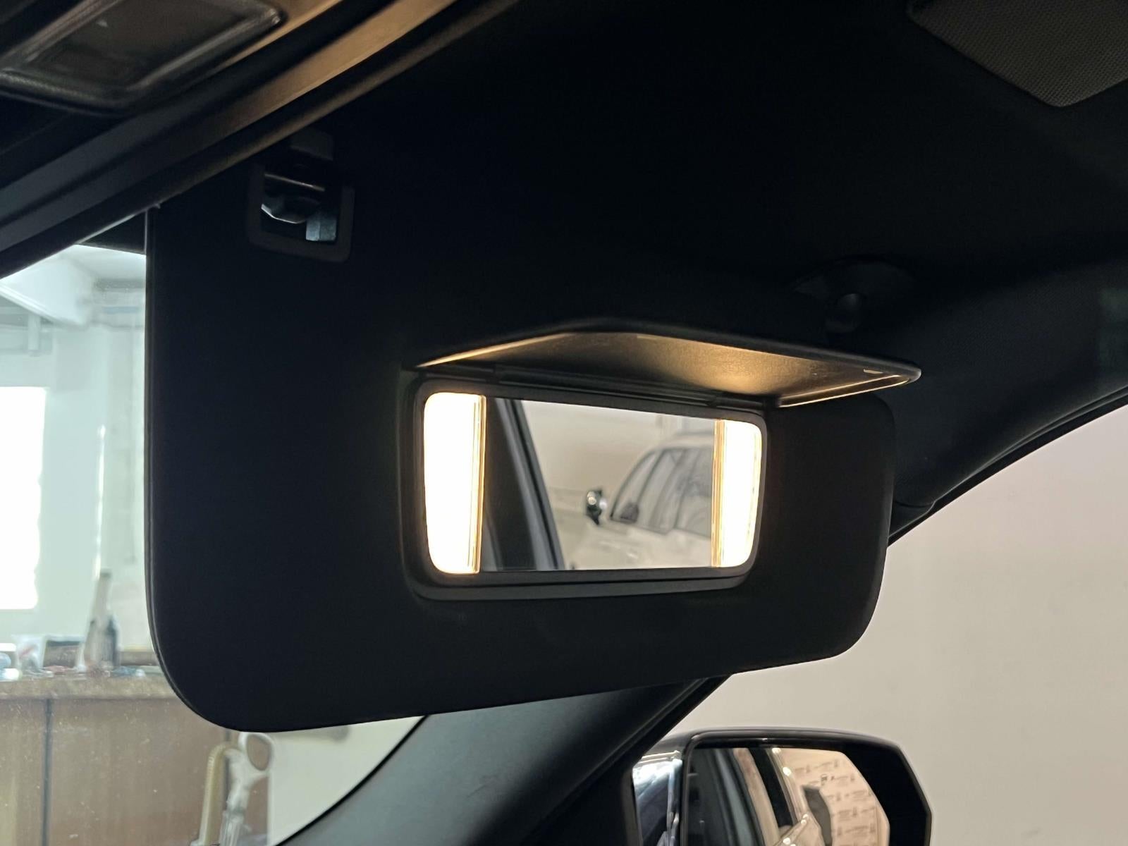 2023 Cadillac Escalade ESV 4WD Premium Luxury