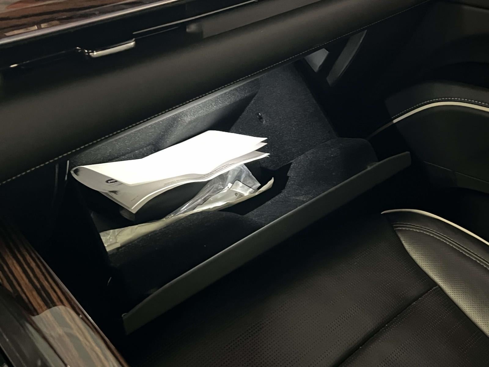 2023 Cadillac Escalade ESV 4WD Premium Luxury