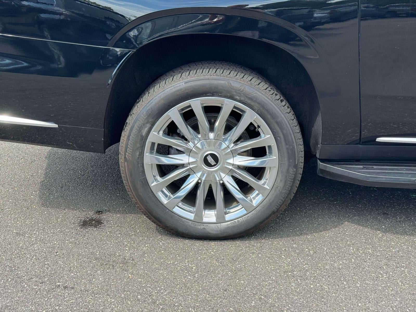 2023 Cadillac Escalade ESV 4WD Premium Luxury