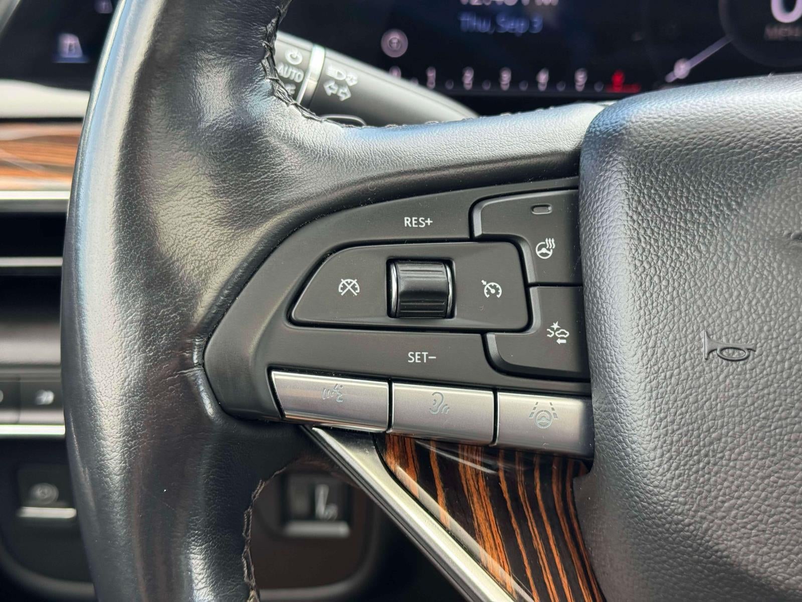 2023 Cadillac Escalade ESV 4WD Premium Luxury