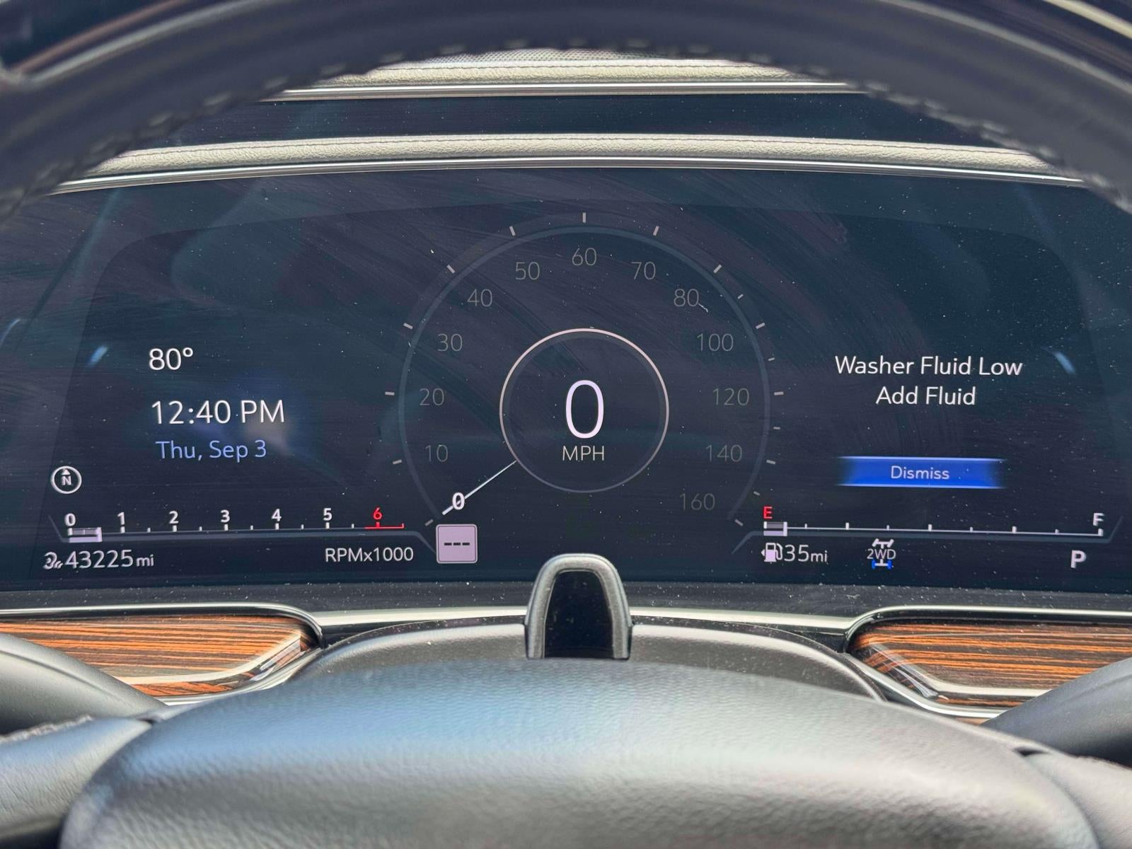 2023 Cadillac Escalade ESV 4WD Premium Luxury