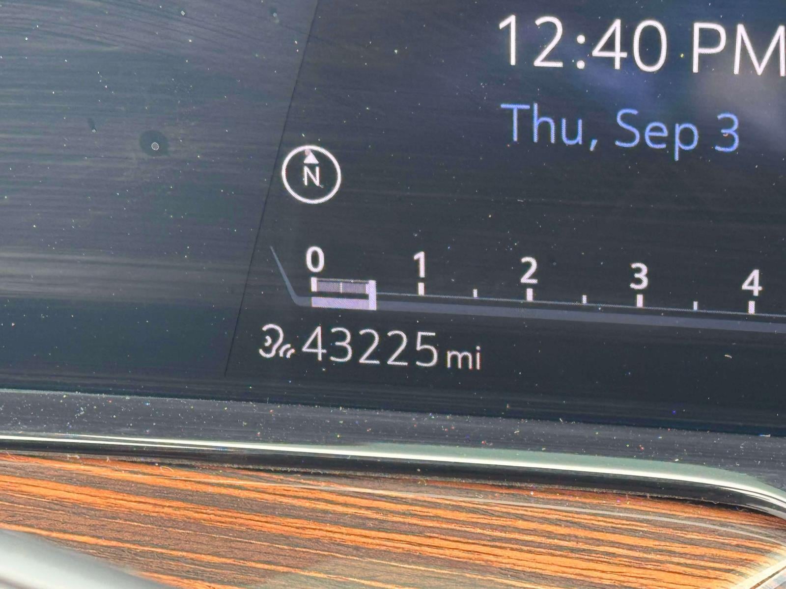 2023 Cadillac Escalade ESV 4WD Premium Luxury