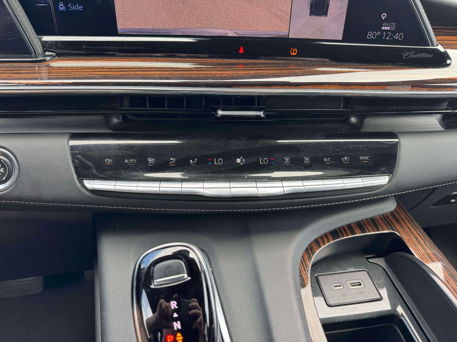 2023 Cadillac Escalade ESV 4WD Premium Luxury