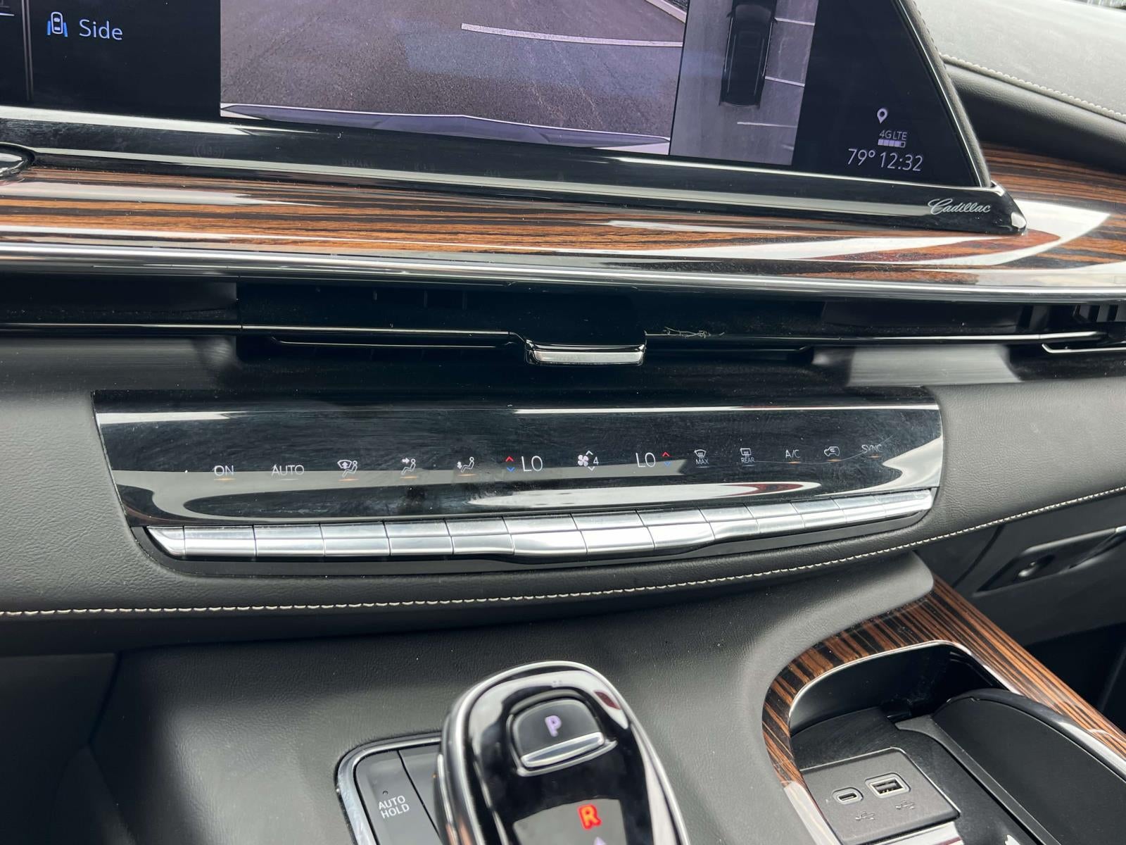 2023 Cadillac Escalade ESV 4WD Premium Luxury