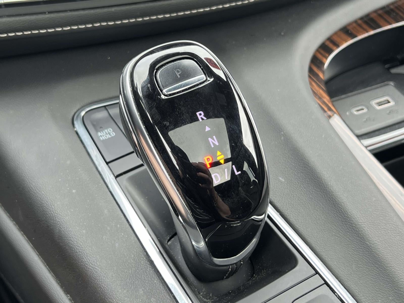 2023 Cadillac Escalade ESV 4WD Premium Luxury