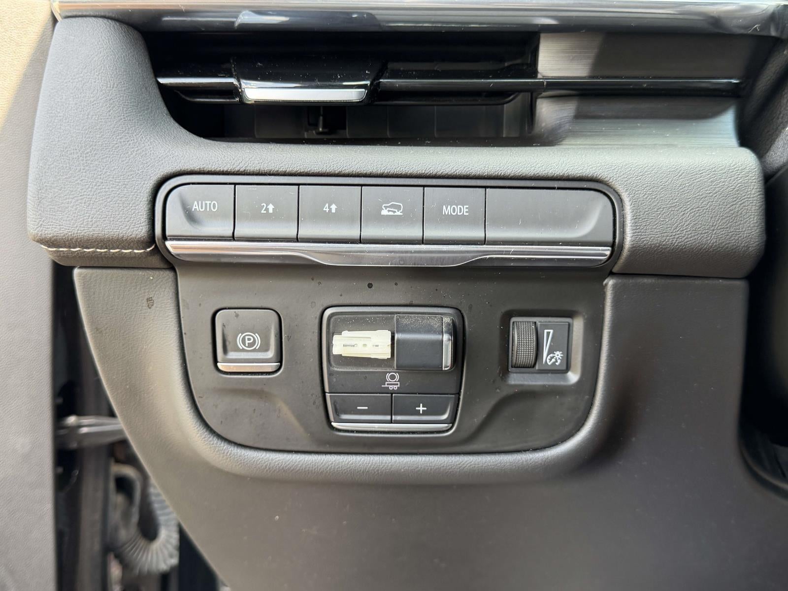 2023 Cadillac Escalade ESV 4WD Sport