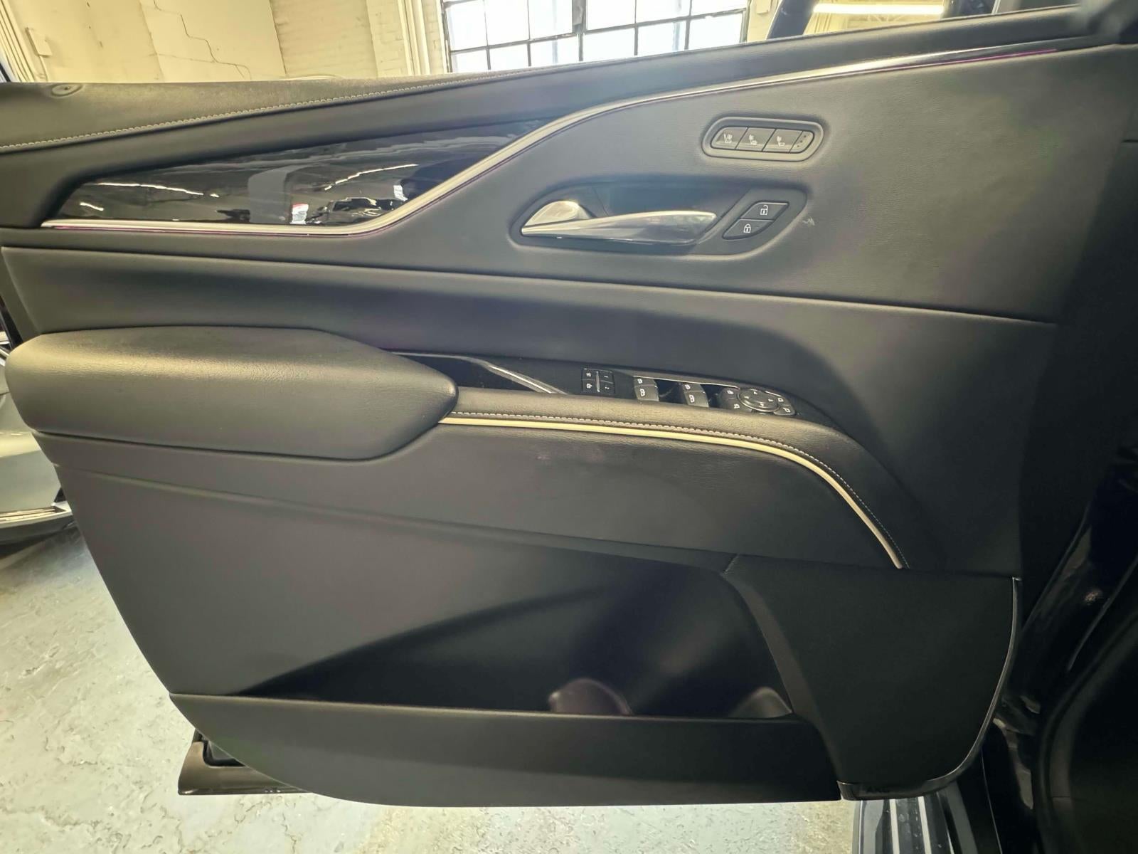 2022 Cadillac Escalade ESV 4WD Sport