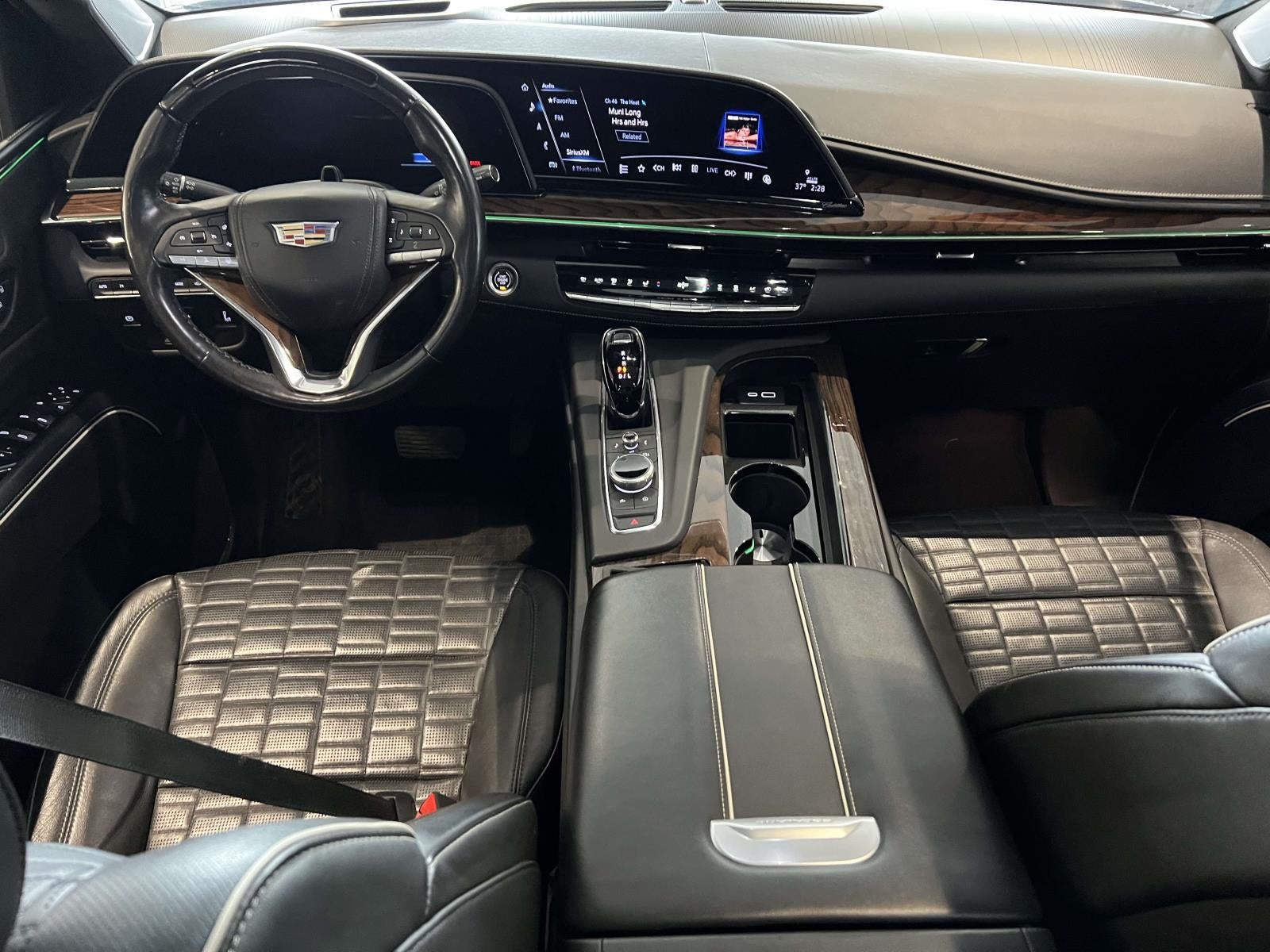 2023 Cadillac Escalade ESV 4WD Sport Platinum