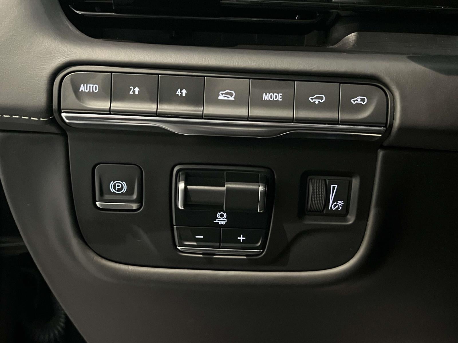 2023 Cadillac Escalade ESV 4WD Sport Platinum