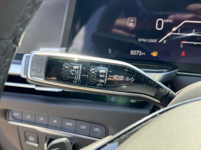 2025 Cadillac Escalade Premium Luxury