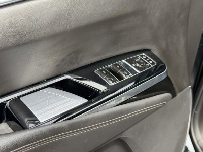2025 Cadillac Escalade ESV Premium Luxury