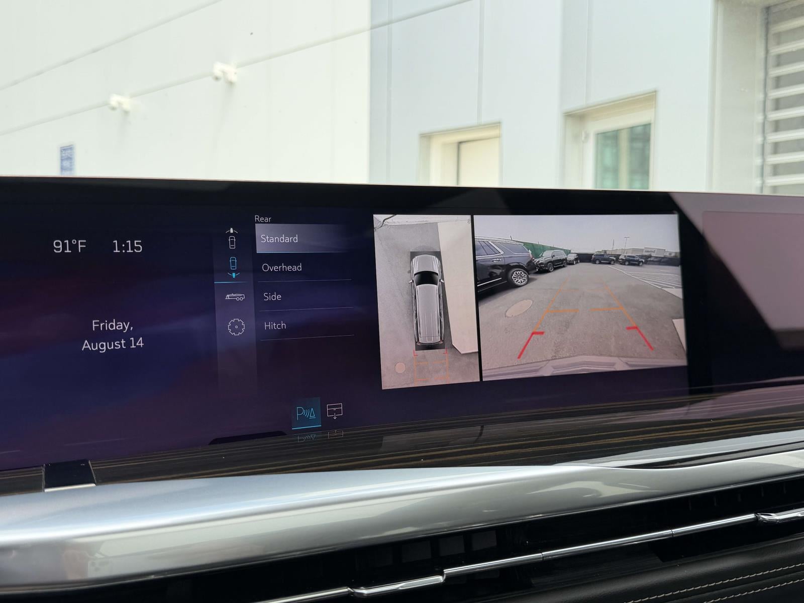 2025 Cadillac Escalade ESV Premium Luxury