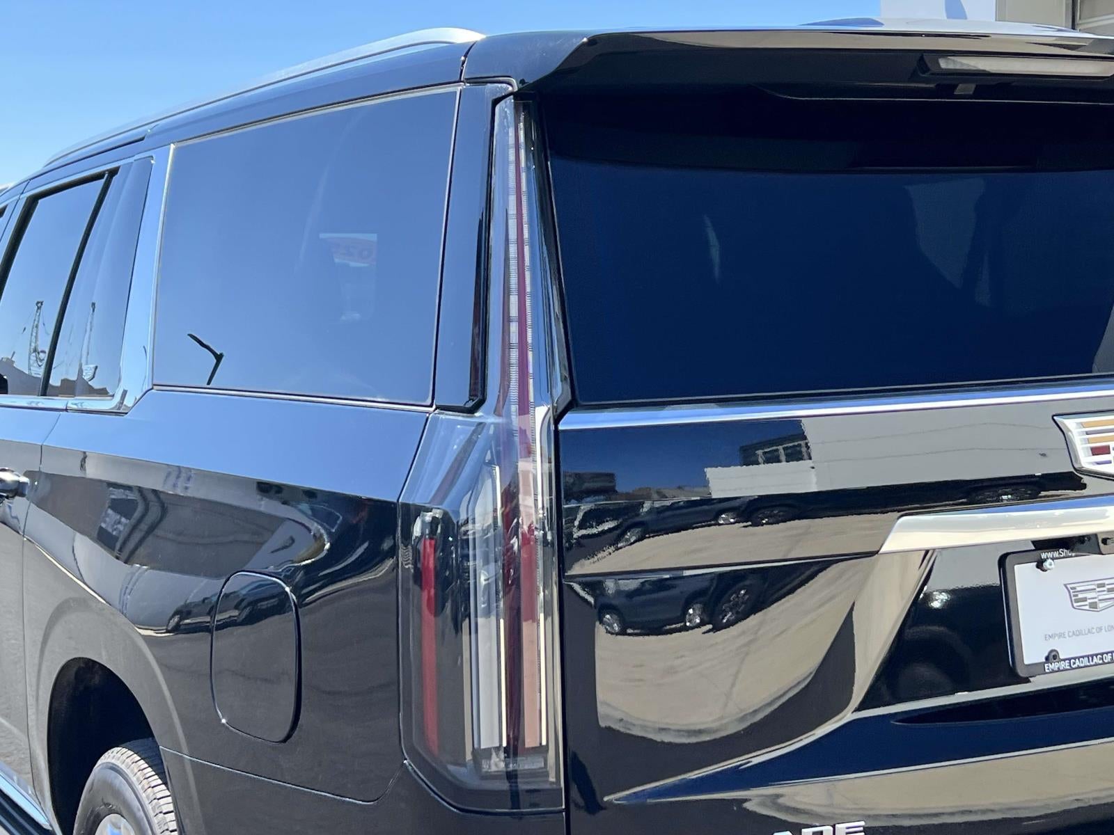 2025 Cadillac Escalade ESV Premium Luxury
