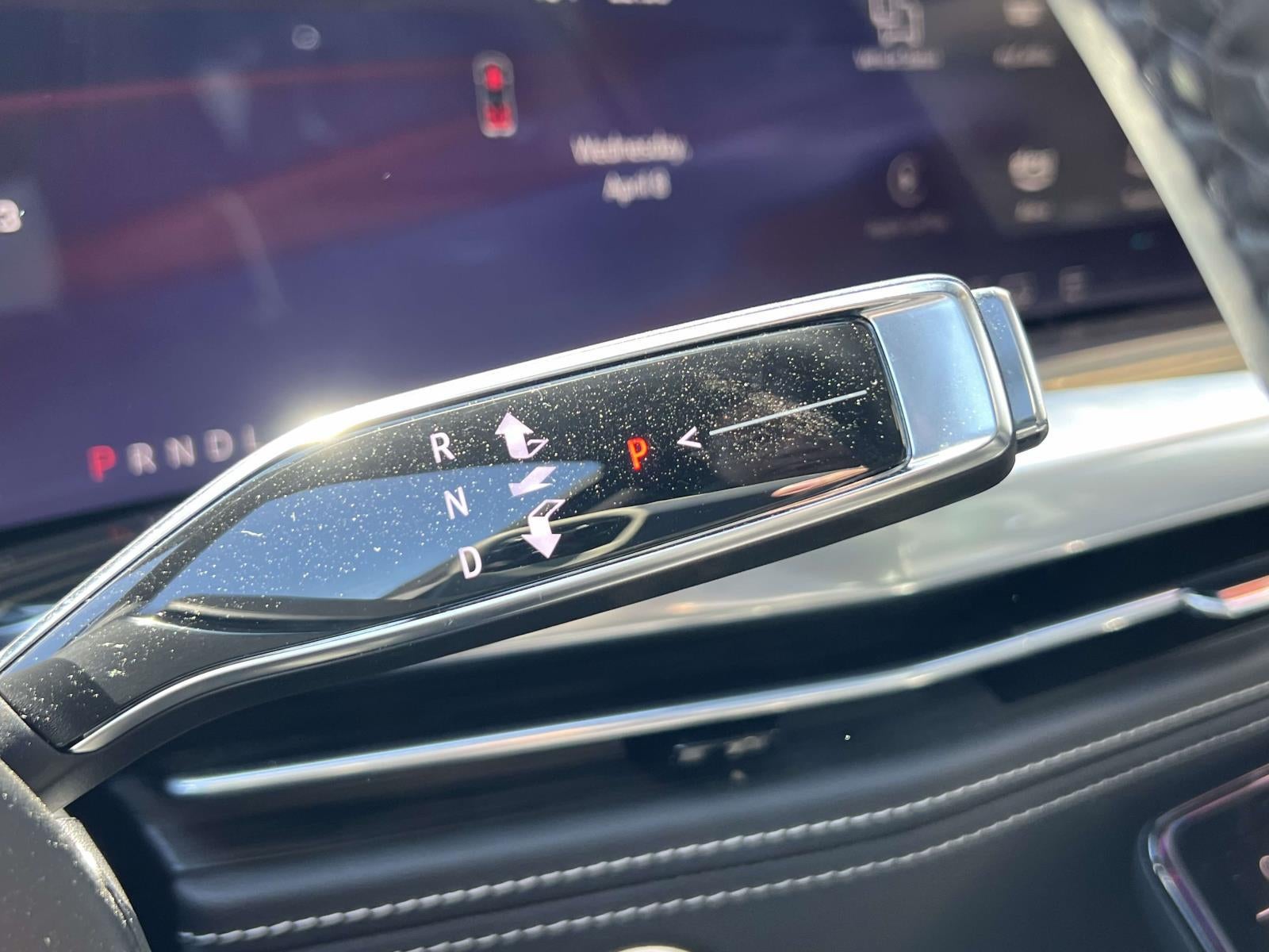 2025 Cadillac Escalade ESV Premium Luxury