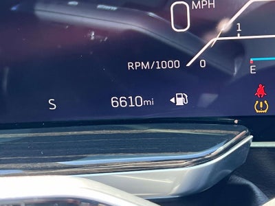 2025 Cadillac Escalade ESV Premium Luxury